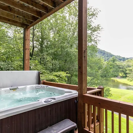 A Happy Roost Villa